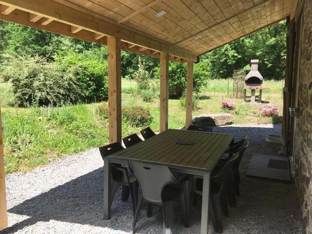Gite la Fargue de Cabre Val-de-Sos Extérieur photo